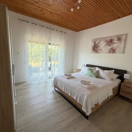 Susic Apartmán Rupalj